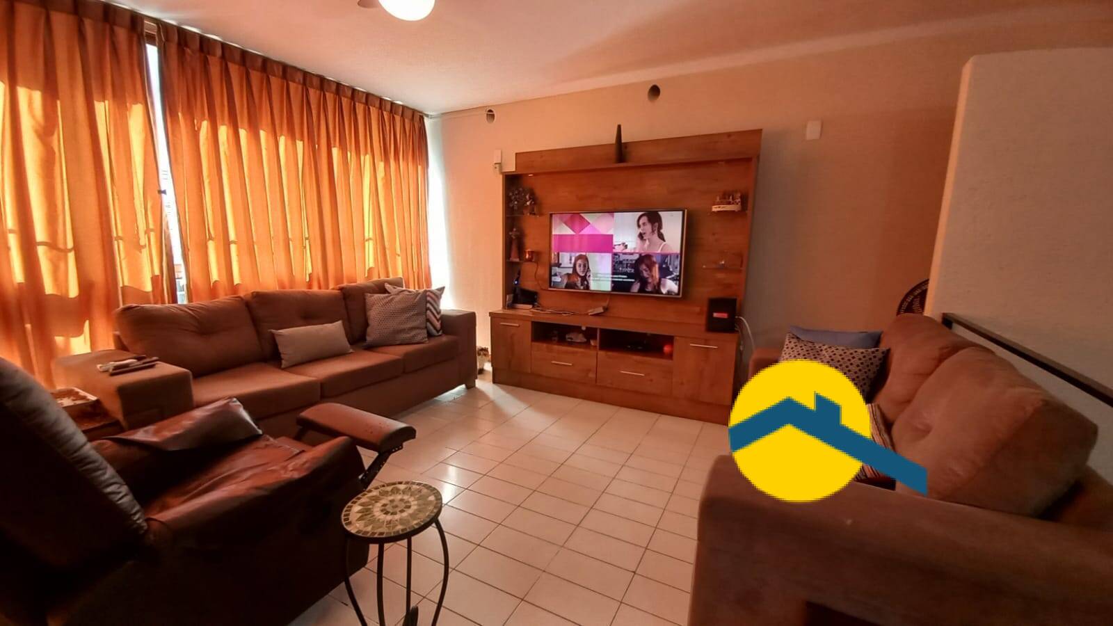 Casa comercial ou residencial  para venda no Centro - Niterói - RJ