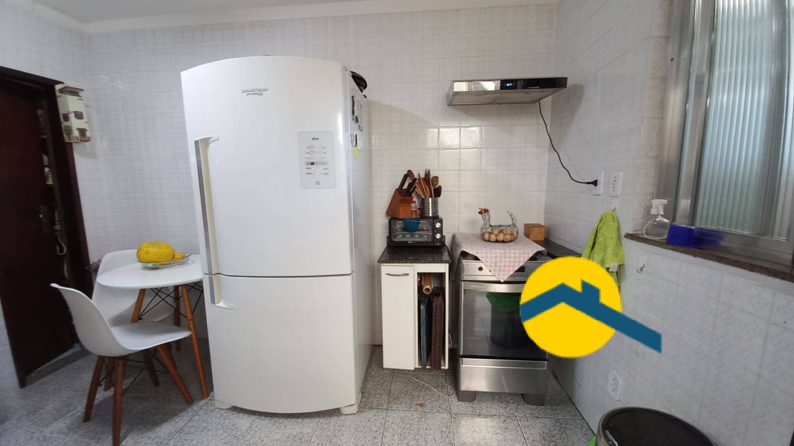 Casa, 4 quartos, 240 m² - Foto 25