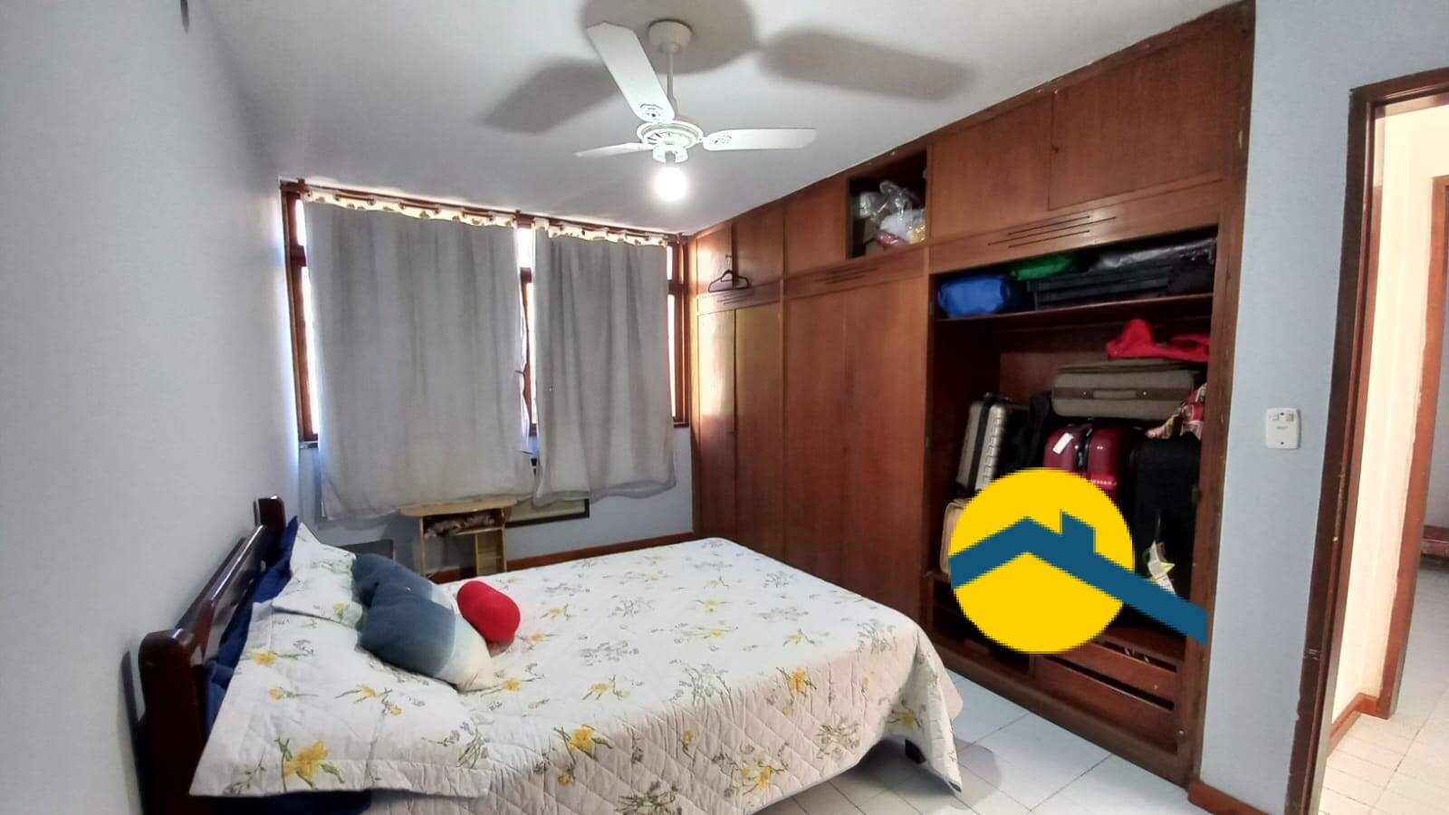 Casa, 4 quartos, 240 m² - Foto 40