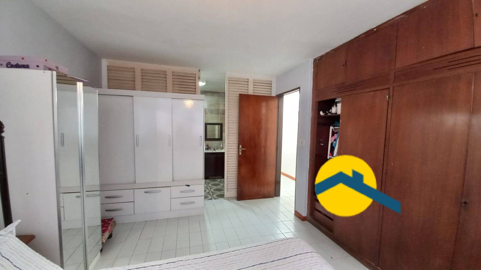 Casa, 4 quartos, 240 m² - Foto 51