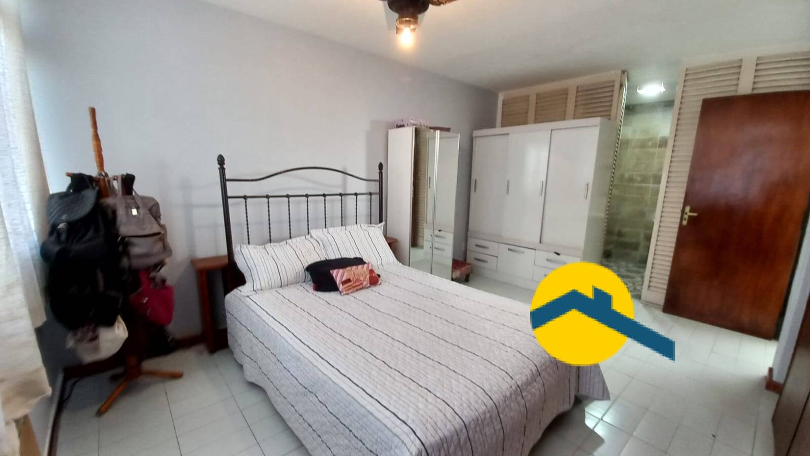 Casa, 4 quartos, 240 m² - Foto 48