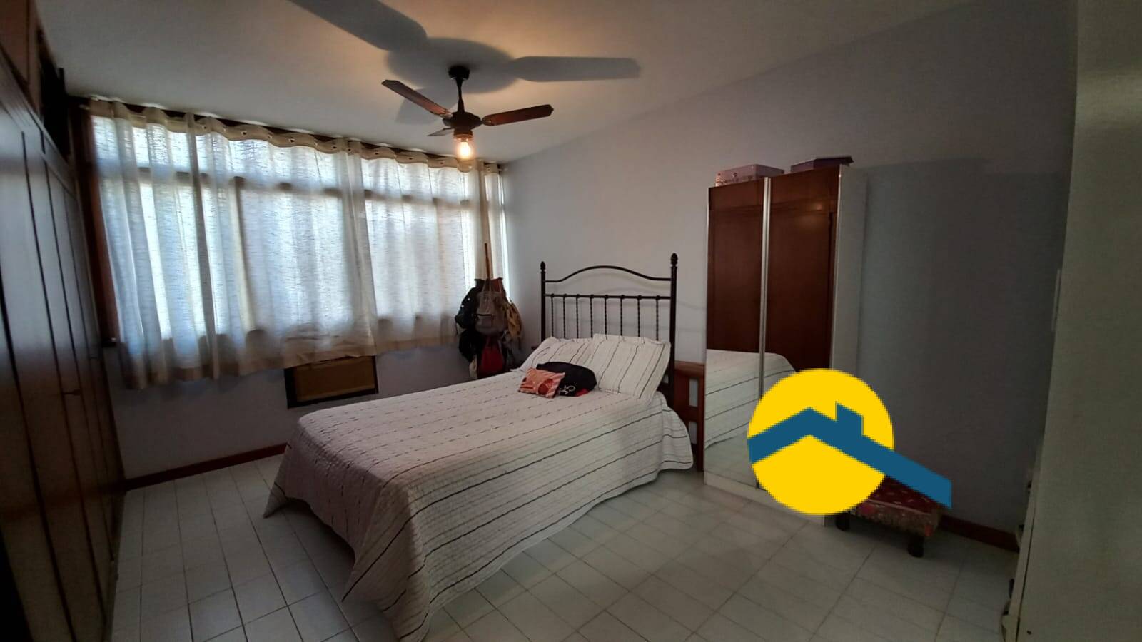 Casa, 4 quartos, 240 m² - Foto 55