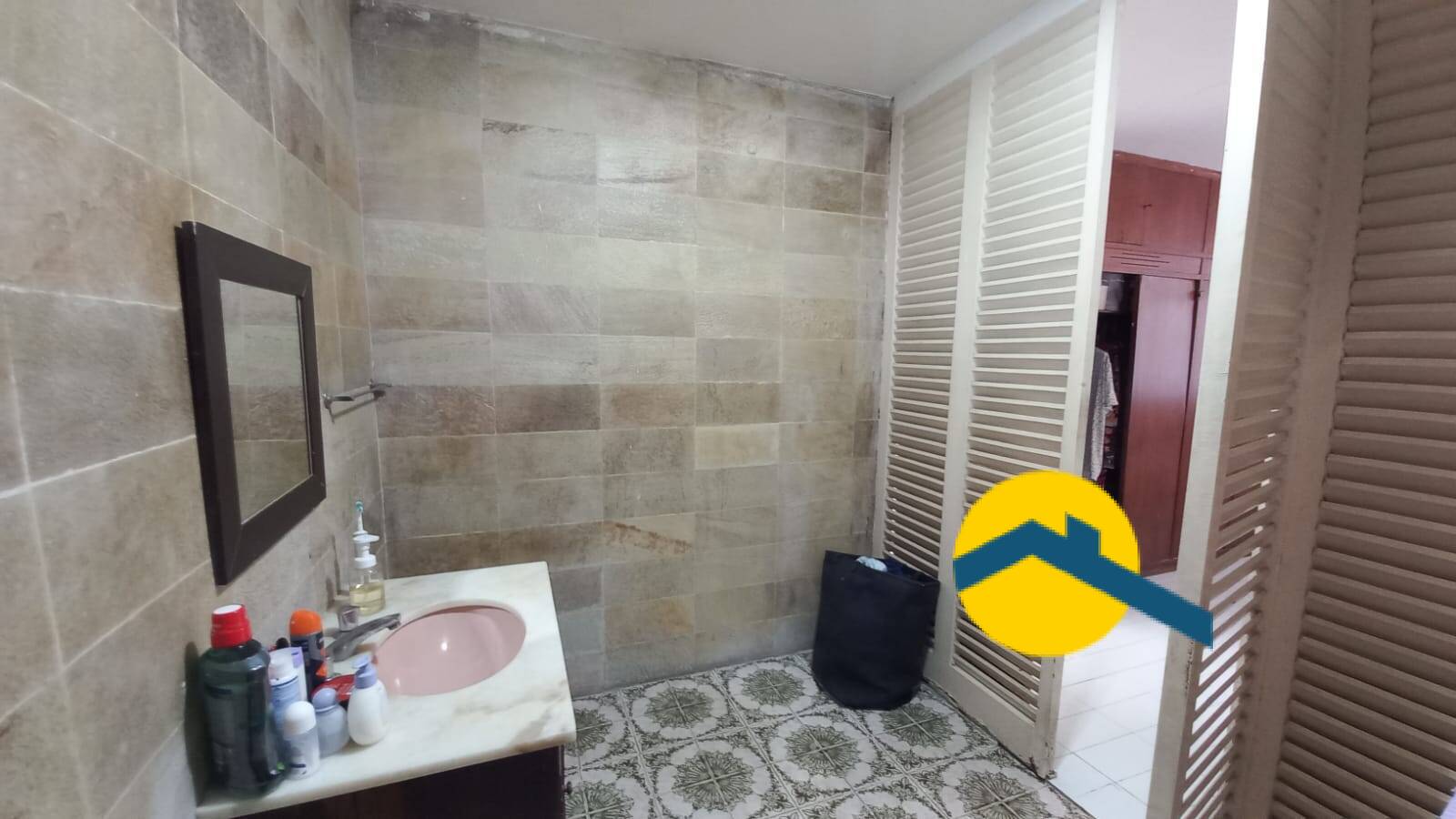 Casa, 4 quartos, 240 m² - Foto 56