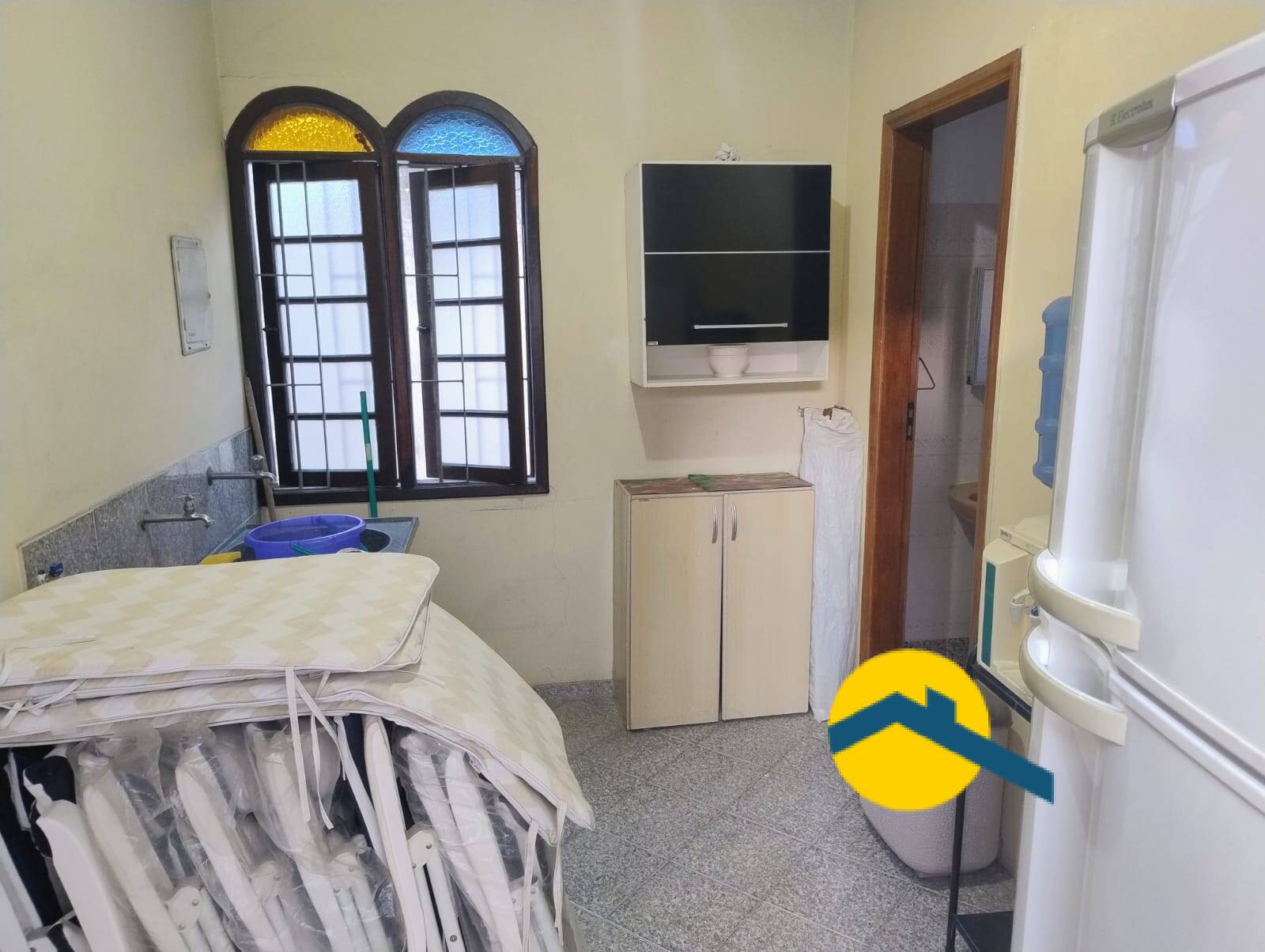 Casa à venda e aluguel com 8 quartos, 270m² - Foto 50