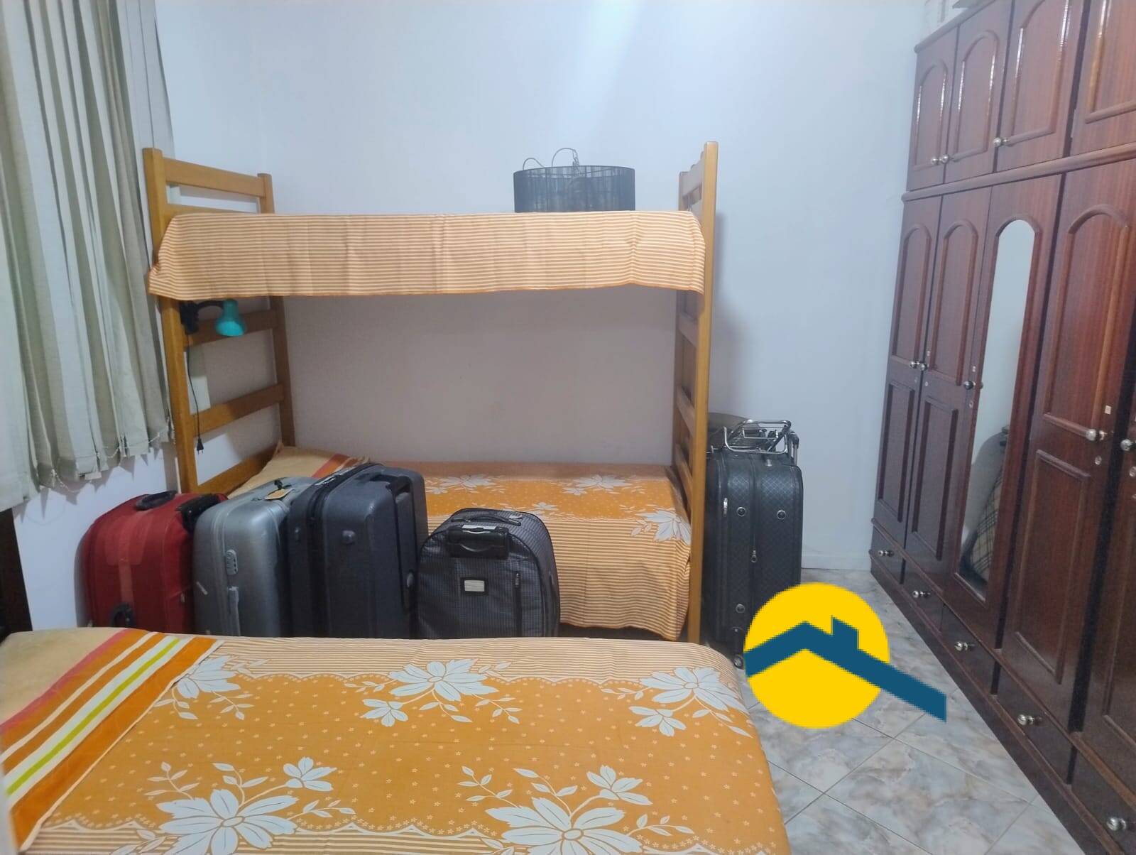 Casa à venda e aluguel com 8 quartos, 270m² - Foto 13