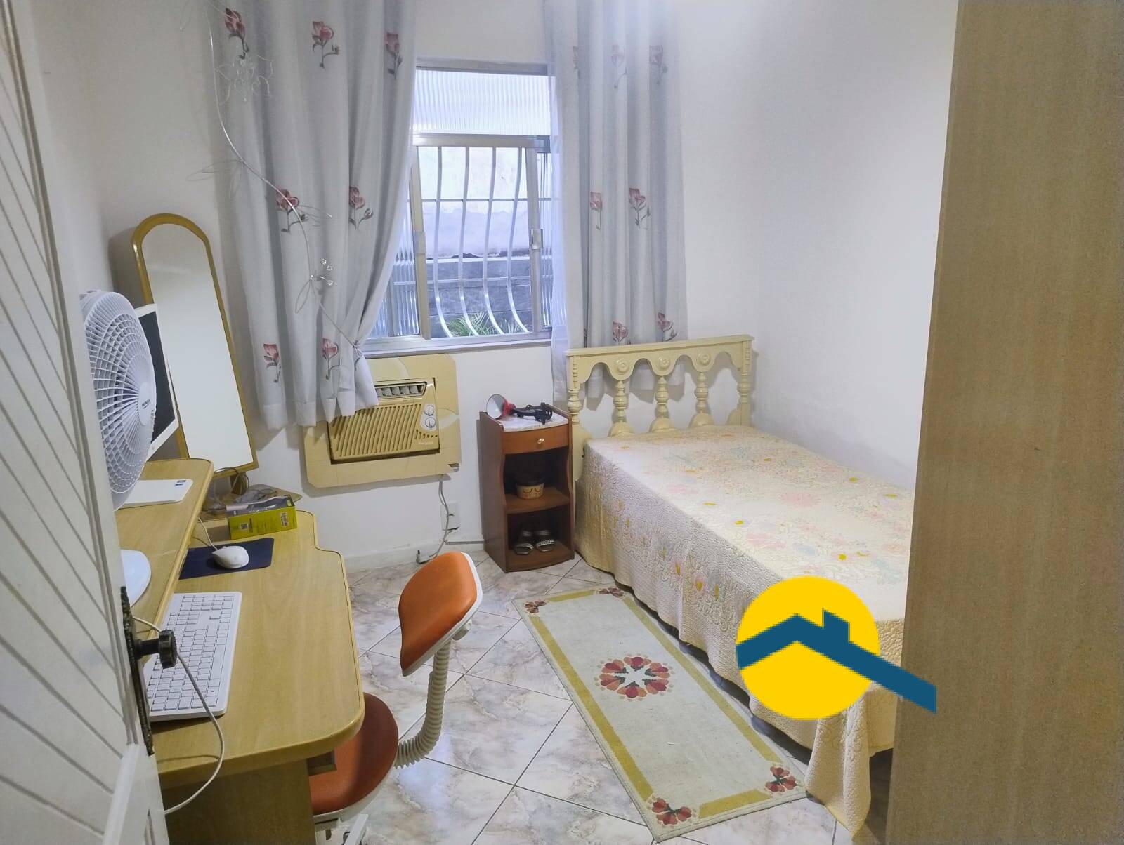 Casa à venda e aluguel com 8 quartos, 270m² - Foto 15