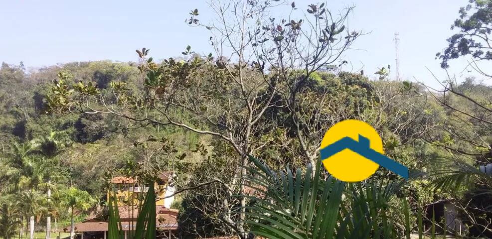 Casa à venda com 3 quartos, 250m² - Foto 14