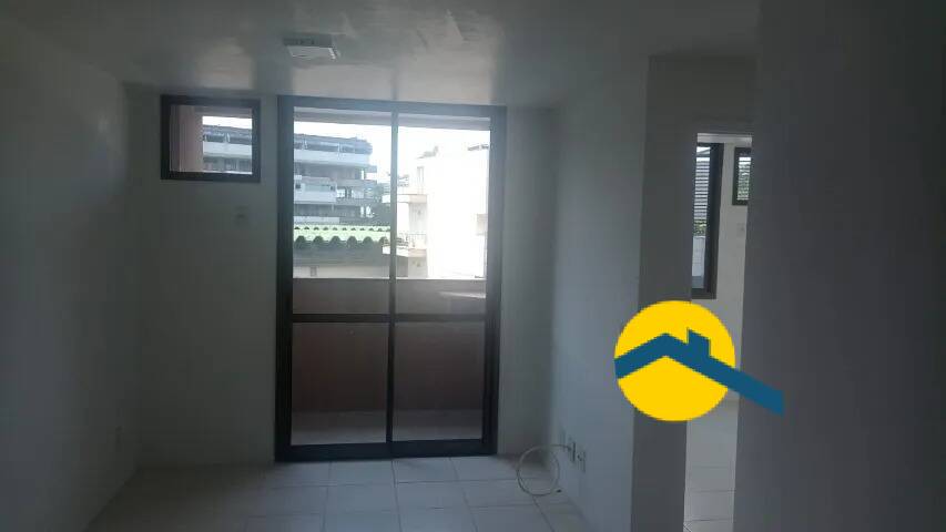 Apartamento vazio para venda no Centro - Niterói - Rio de Janeiro