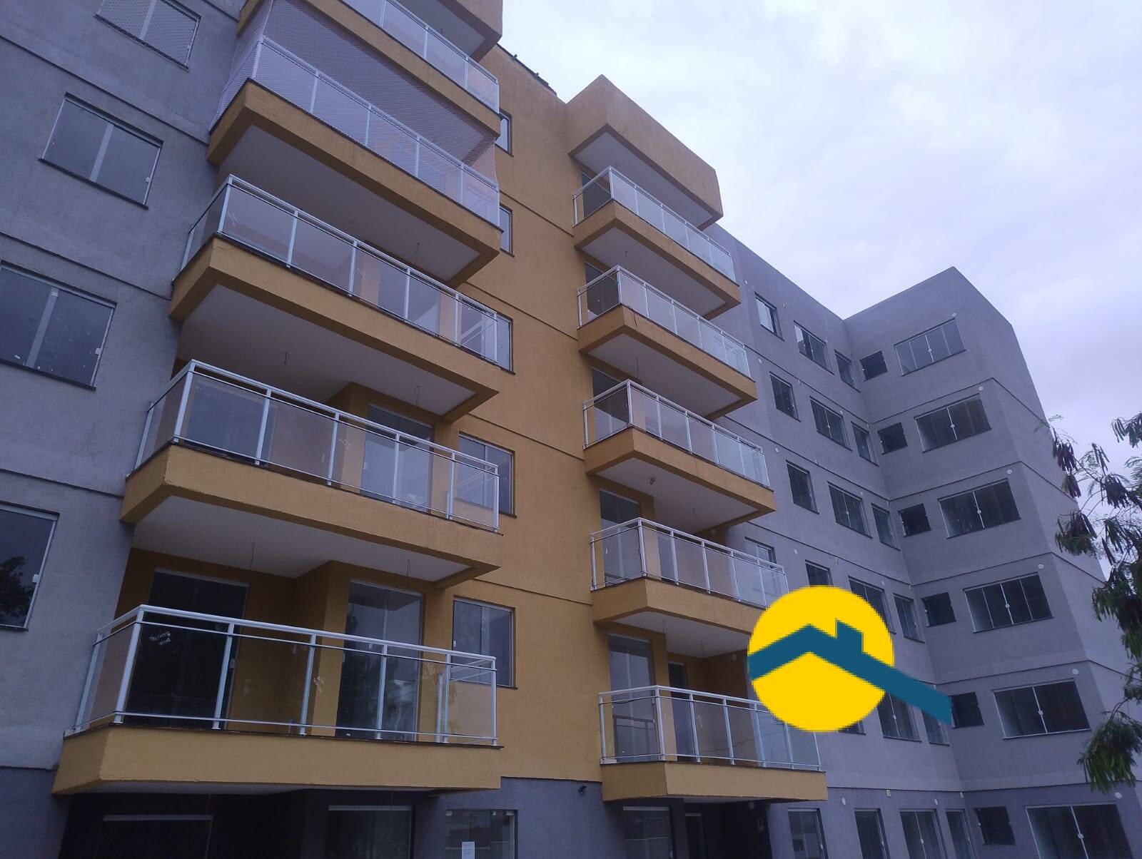 Apartamento 2 e 3 quartos com vaga em São Gonçalo - Rio de Janeiro