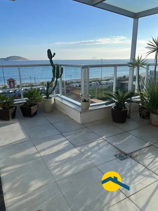 Loft cobertura para venda em Piratininga - Niterói - Rio de Janeiro