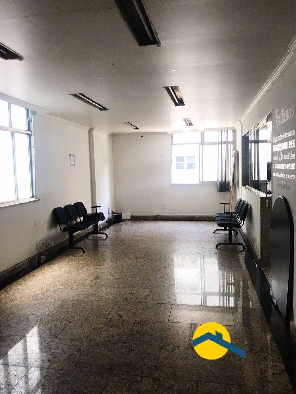 Excelente sala comercial no Centro de Niterói - Rio de Janeiro