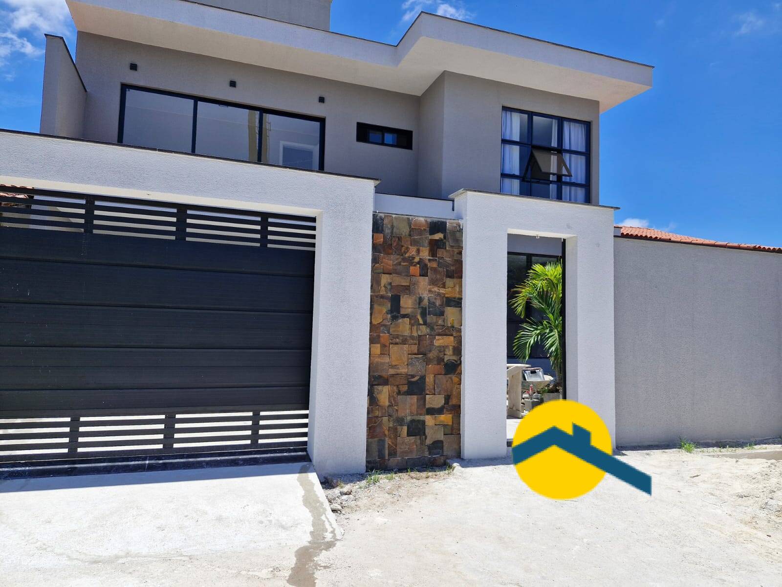 Casa duplex para venda em Itaipu - Niterói - Rio de Janeiro