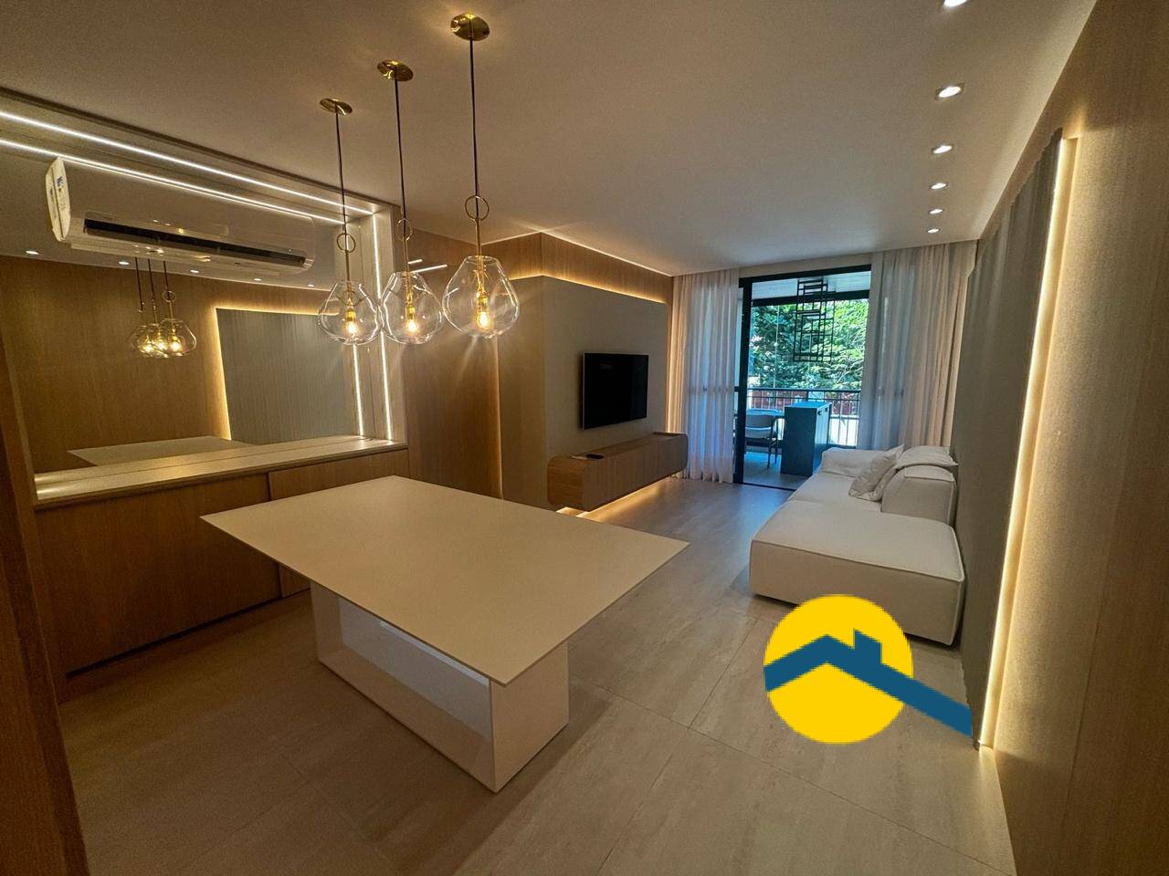 Apartamento vazio a venda em Piratininga - Niterói - Rio de janeiro