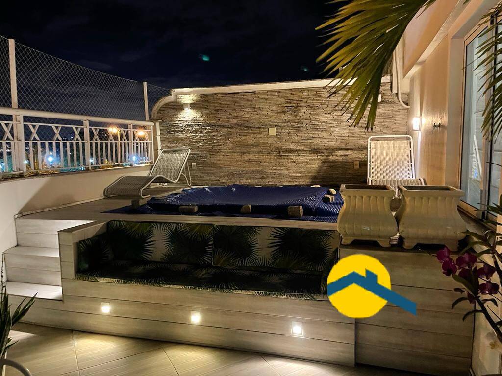 Cobertura à venda com 3 quartos, 230m² - Foto 1