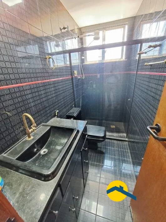 Apartamento à venda com 2 quartos, 65m² - Foto 11