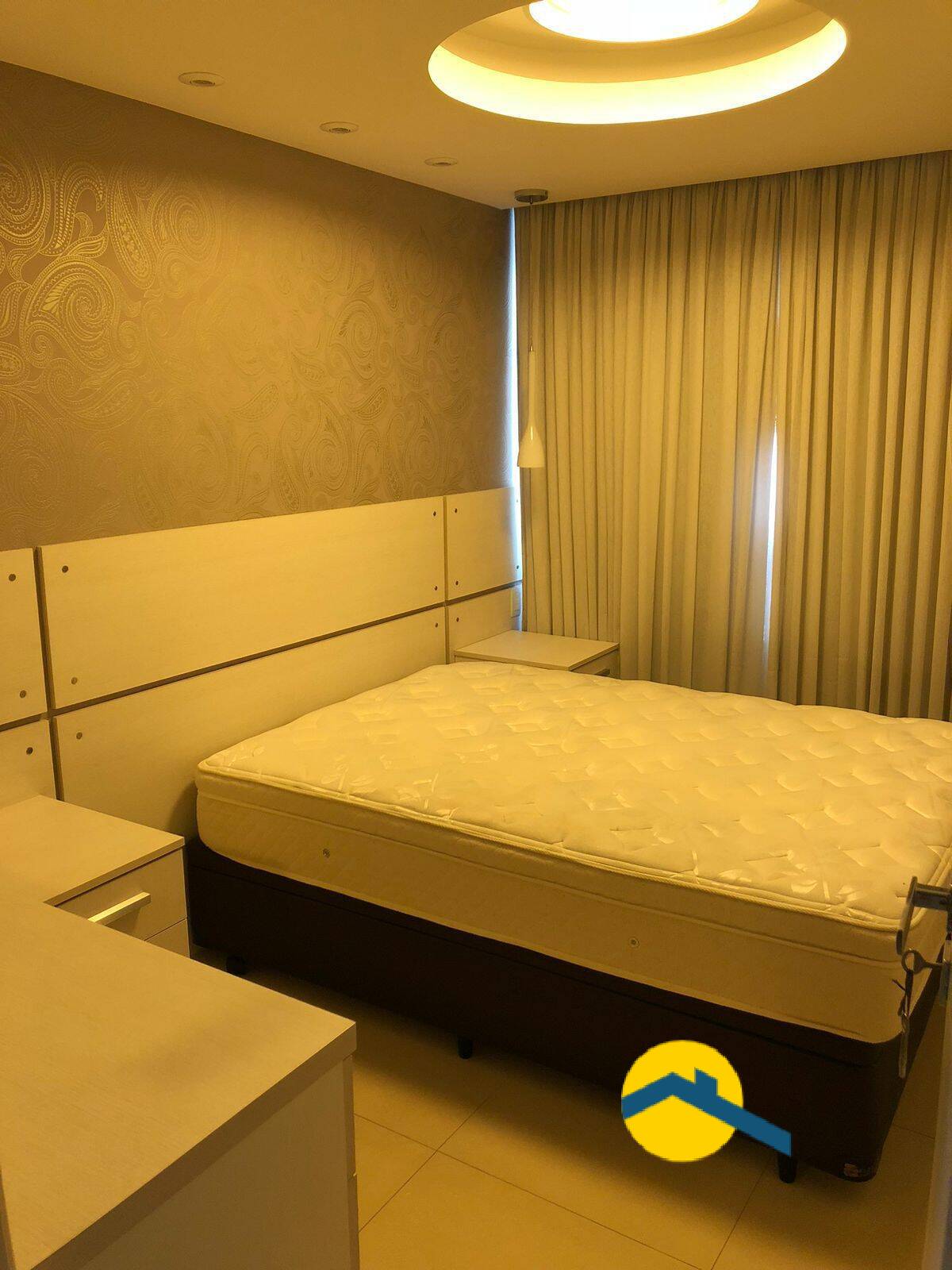 Apartamento à venda com 2 quartos, 66m² - Foto 11
