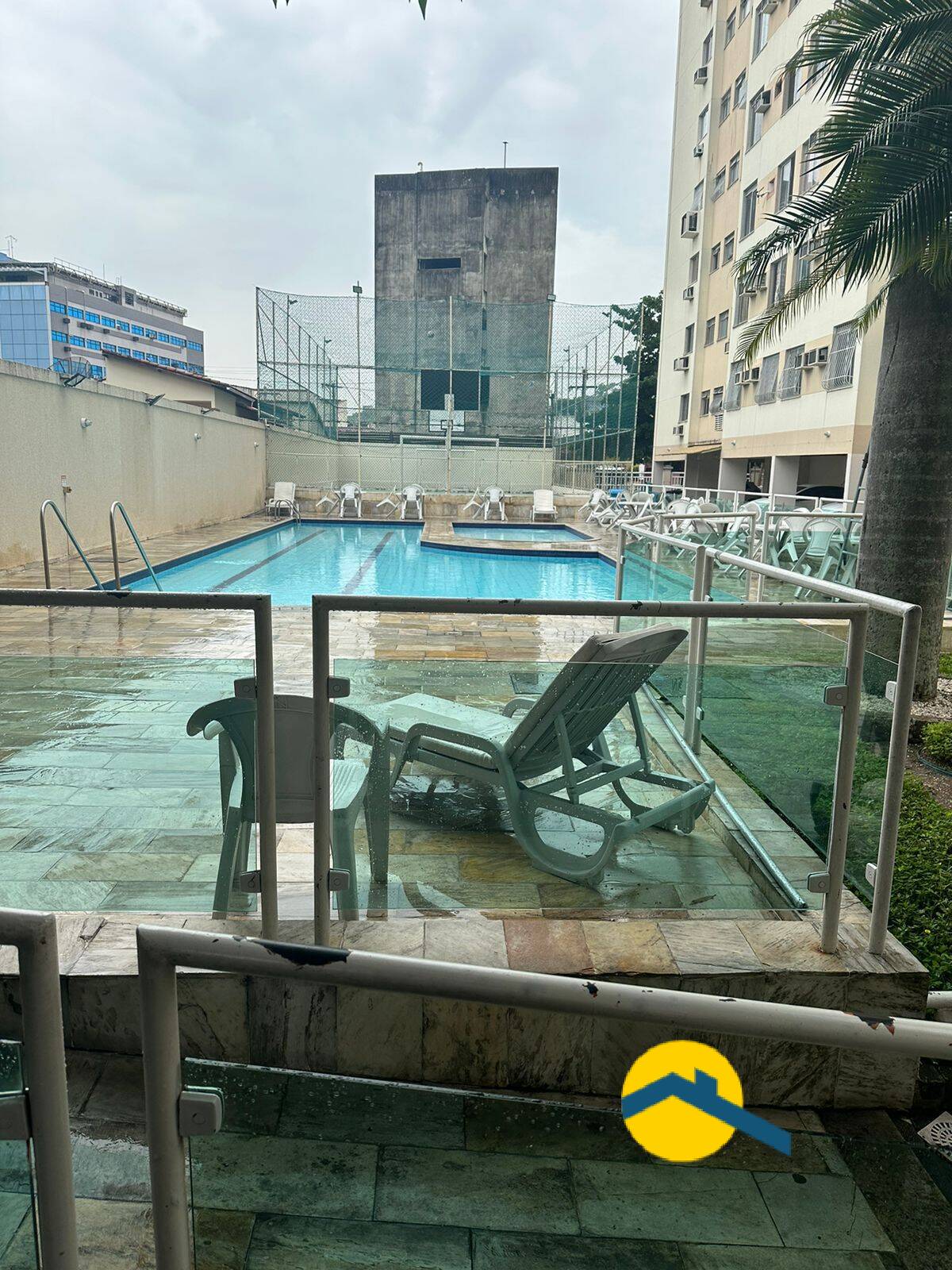Apartamento à venda com 2 quartos, 60m² - Foto 13