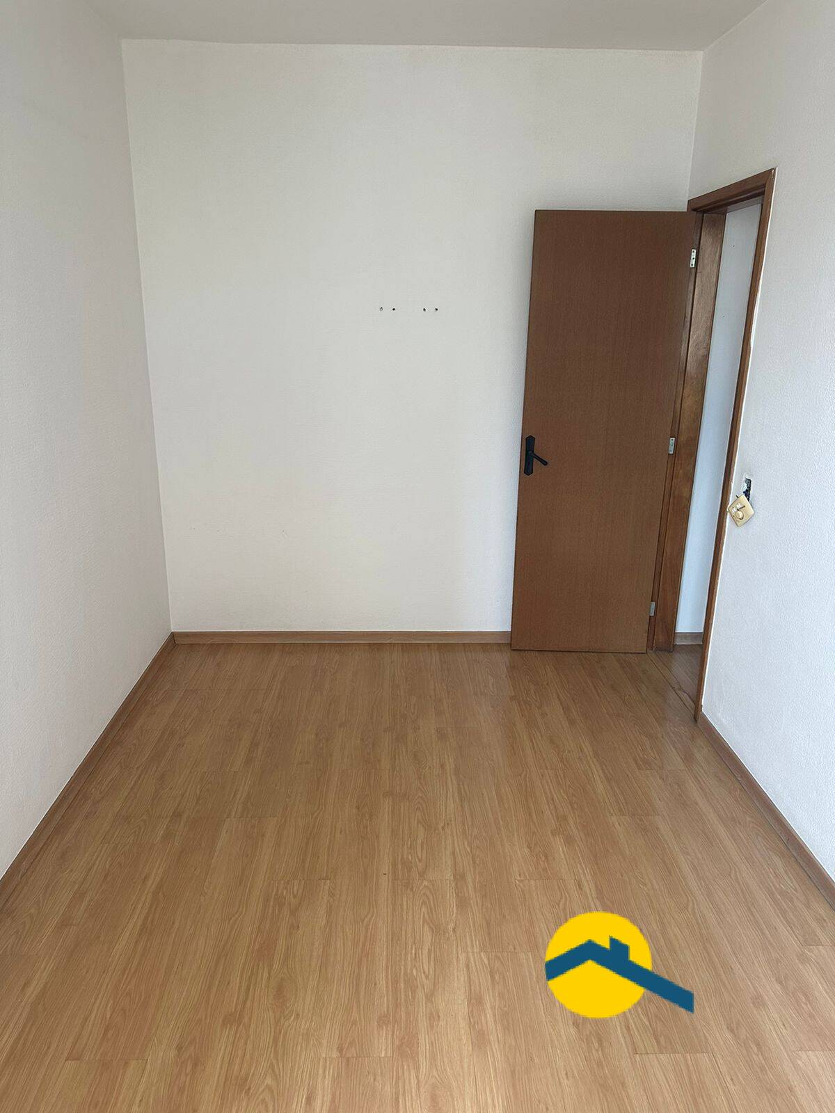 Apartamento à venda com 2 quartos, 60m² - Foto 7