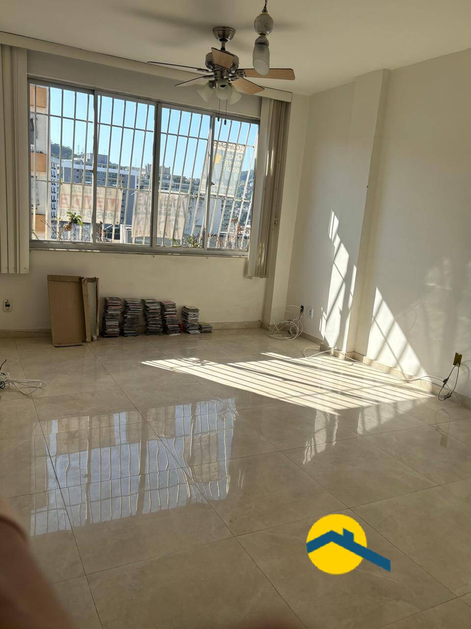 Apartamento 2 quartso a venda em Santa Rosa - Niterói- Rio de Janeiro