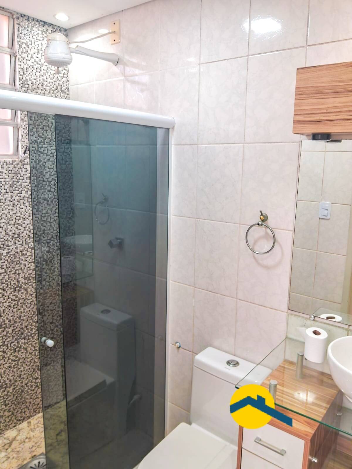 Casa à venda com 3 quartos, 76m² - Foto 4