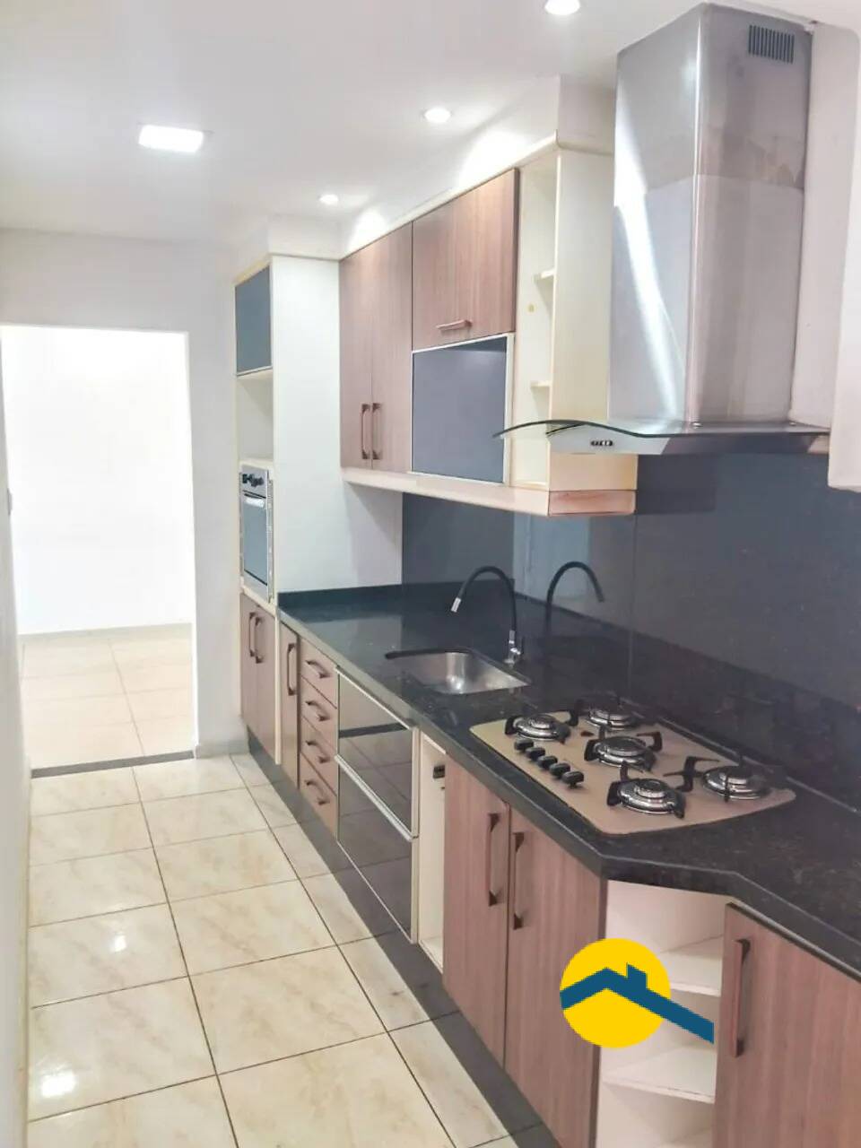 Casa à venda com 3 quartos, 76m² - Foto 9