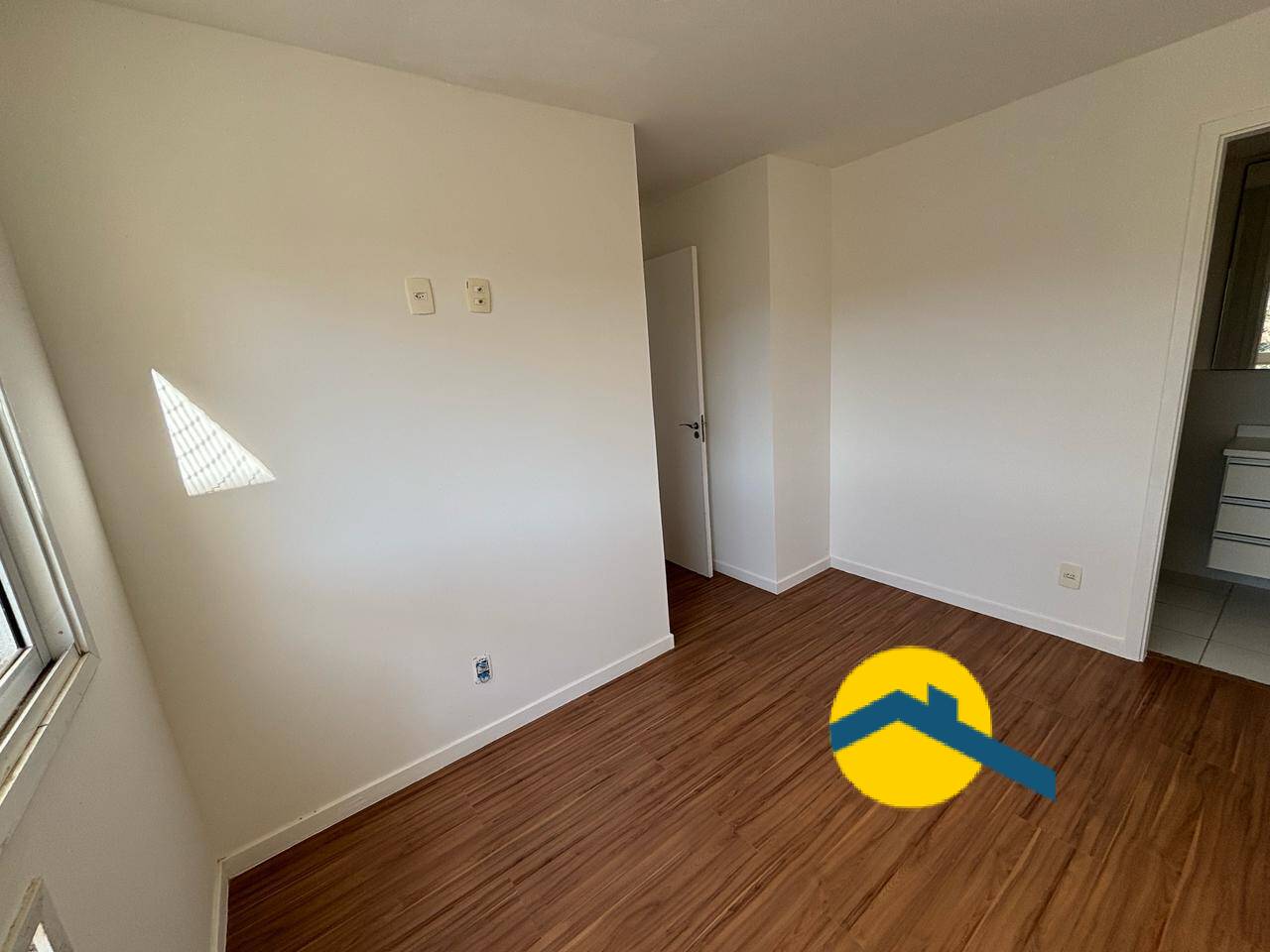 Casa à venda com 3 quartos, 76m² - Foto 5