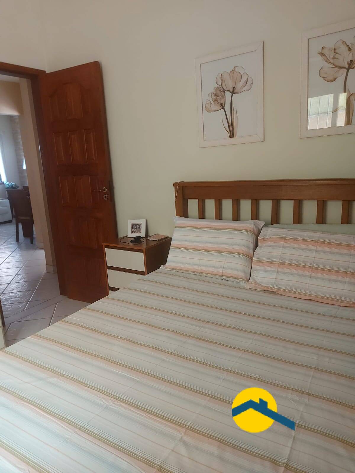 Casa à venda com 2 quartos, 78m² - Foto 12