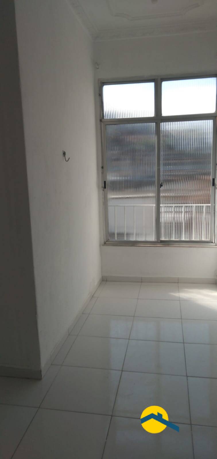 Apartamento à venda com 1 quarto, 50m² - Foto 2