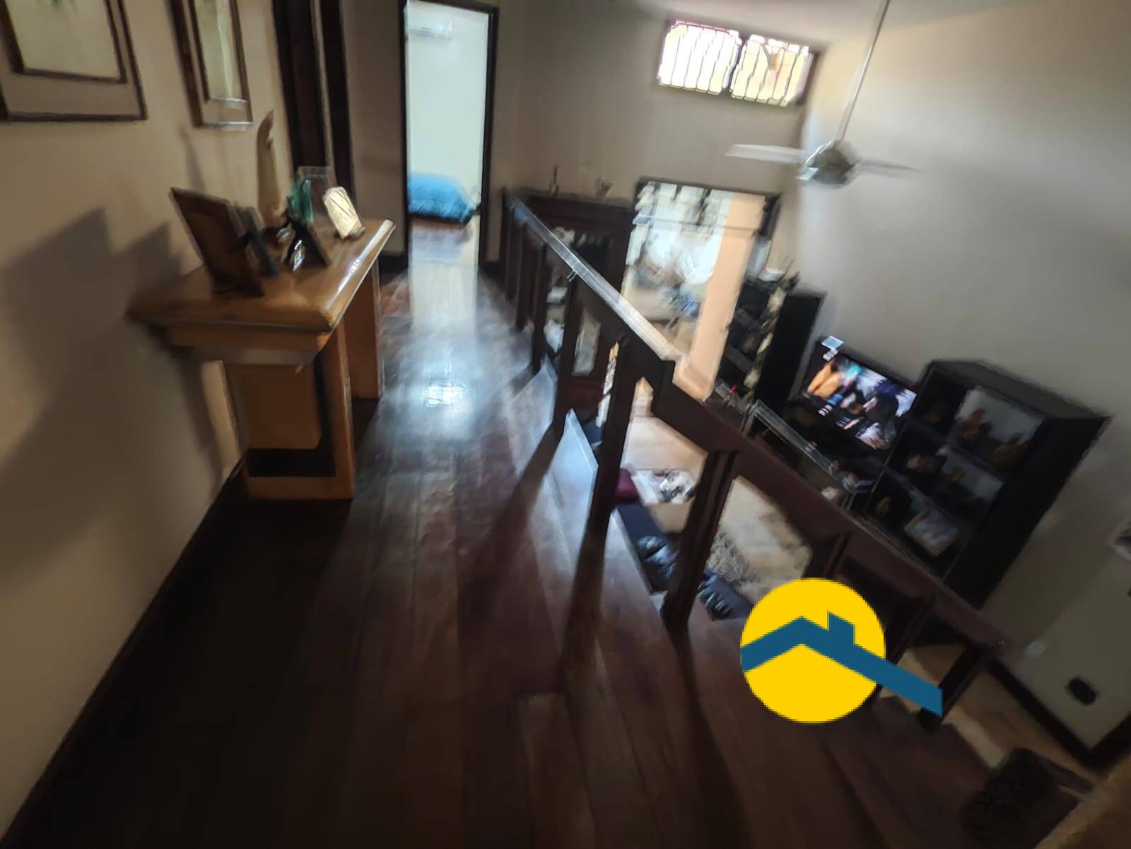 Casa à venda com 5 quartos, 600m² - Foto 5