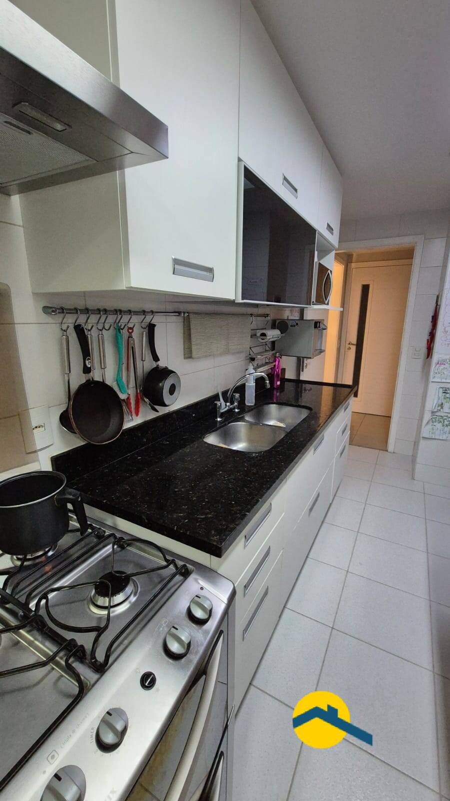 Apartamento à venda com 3 quartos, 110m² - Foto 10