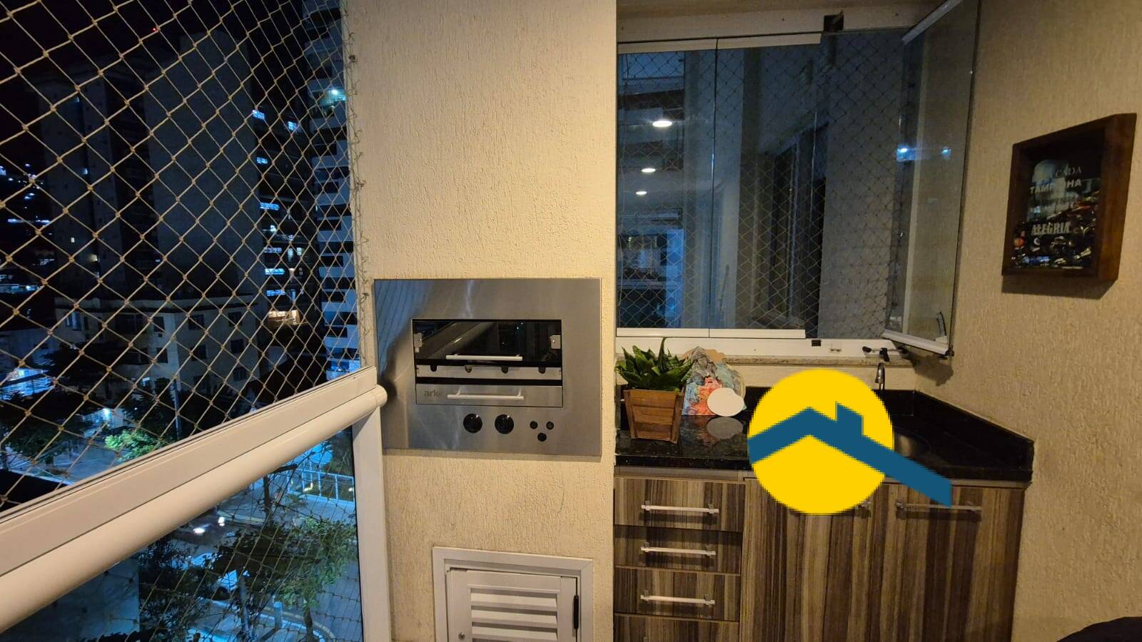 Apartamento à venda com 3 quartos, 110m² - Foto 2