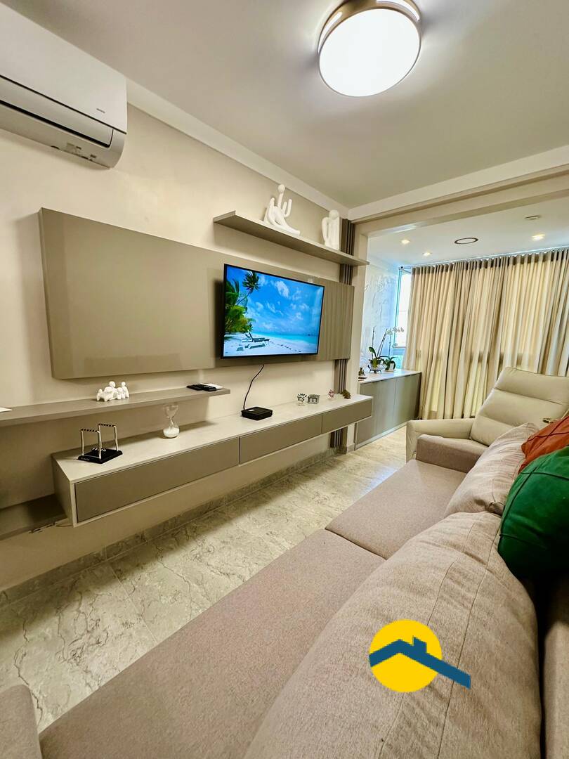 Apartamento à venda com 2 quartos, 80m² - Foto 1