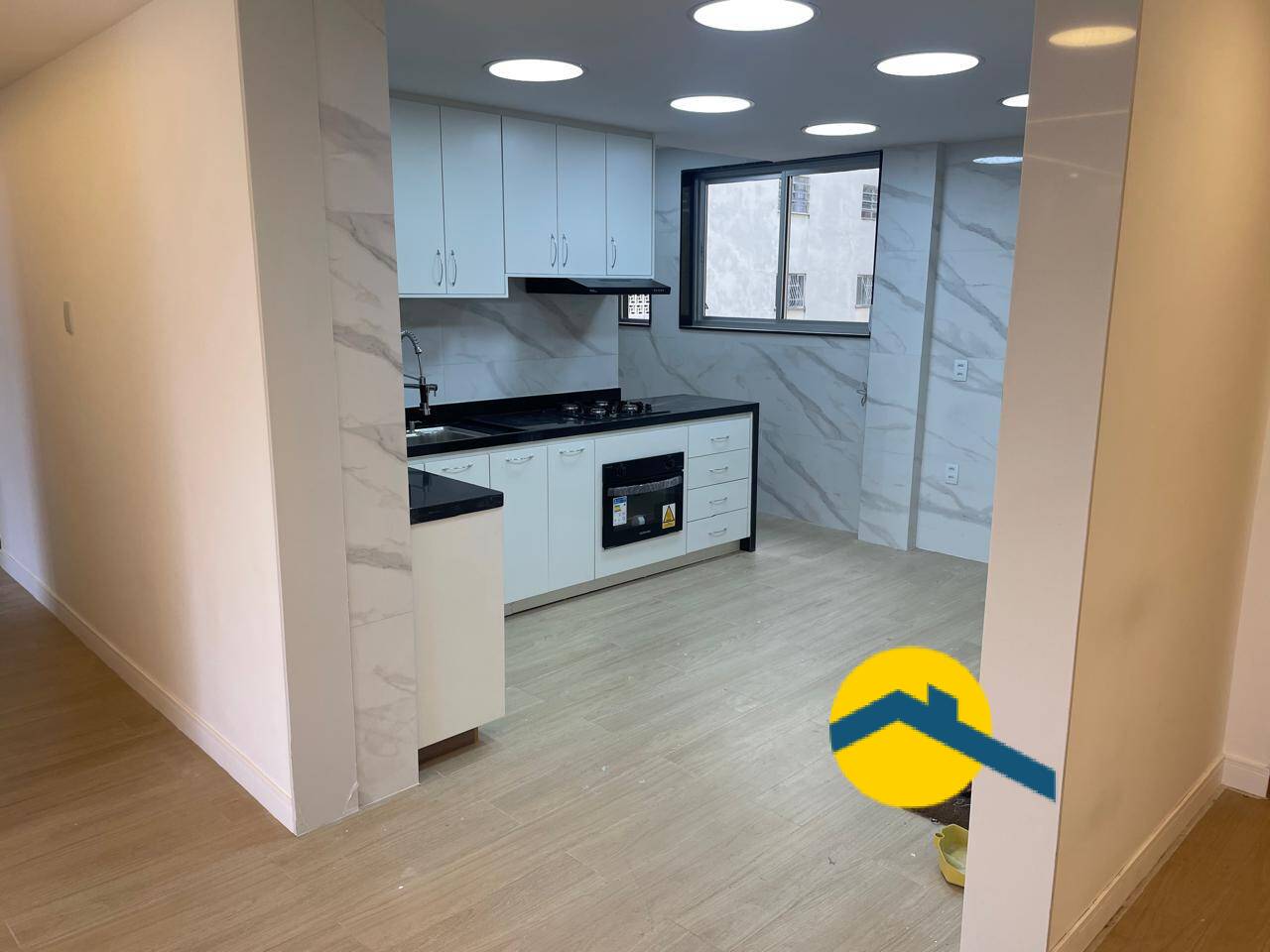 Apartamento à venda com 3 quartos, 110m² - Foto 7