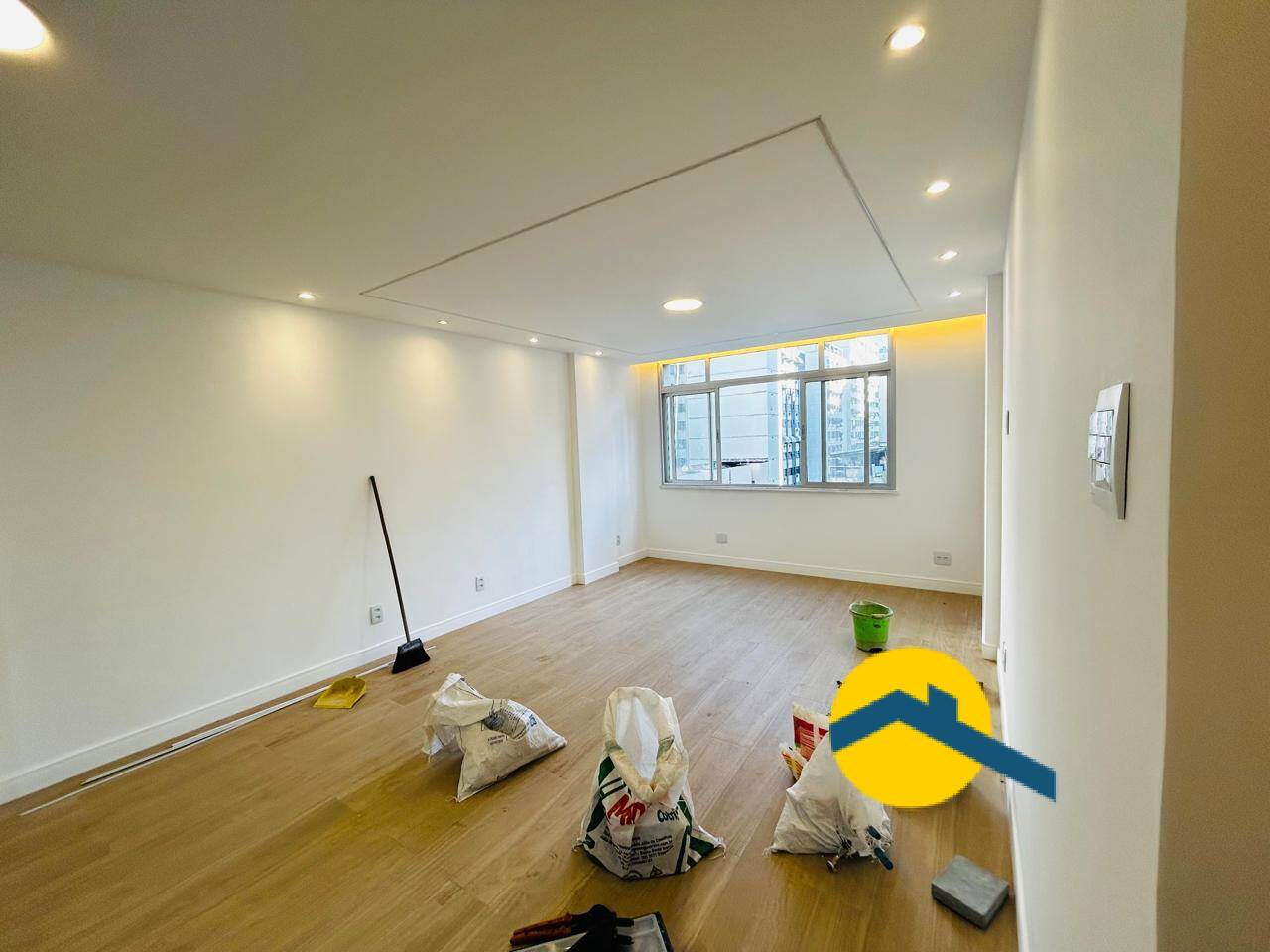 Apartamento à venda com 3 quartos, 110m² - Foto 11