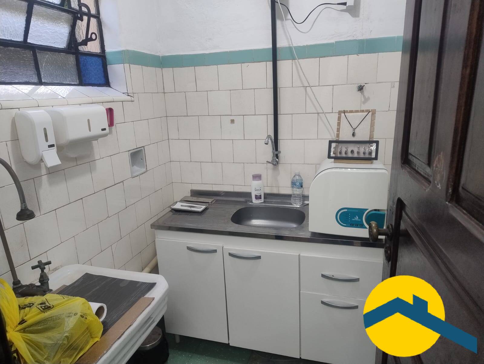 Casa, 6 quartos, 240 m² - Foto 20