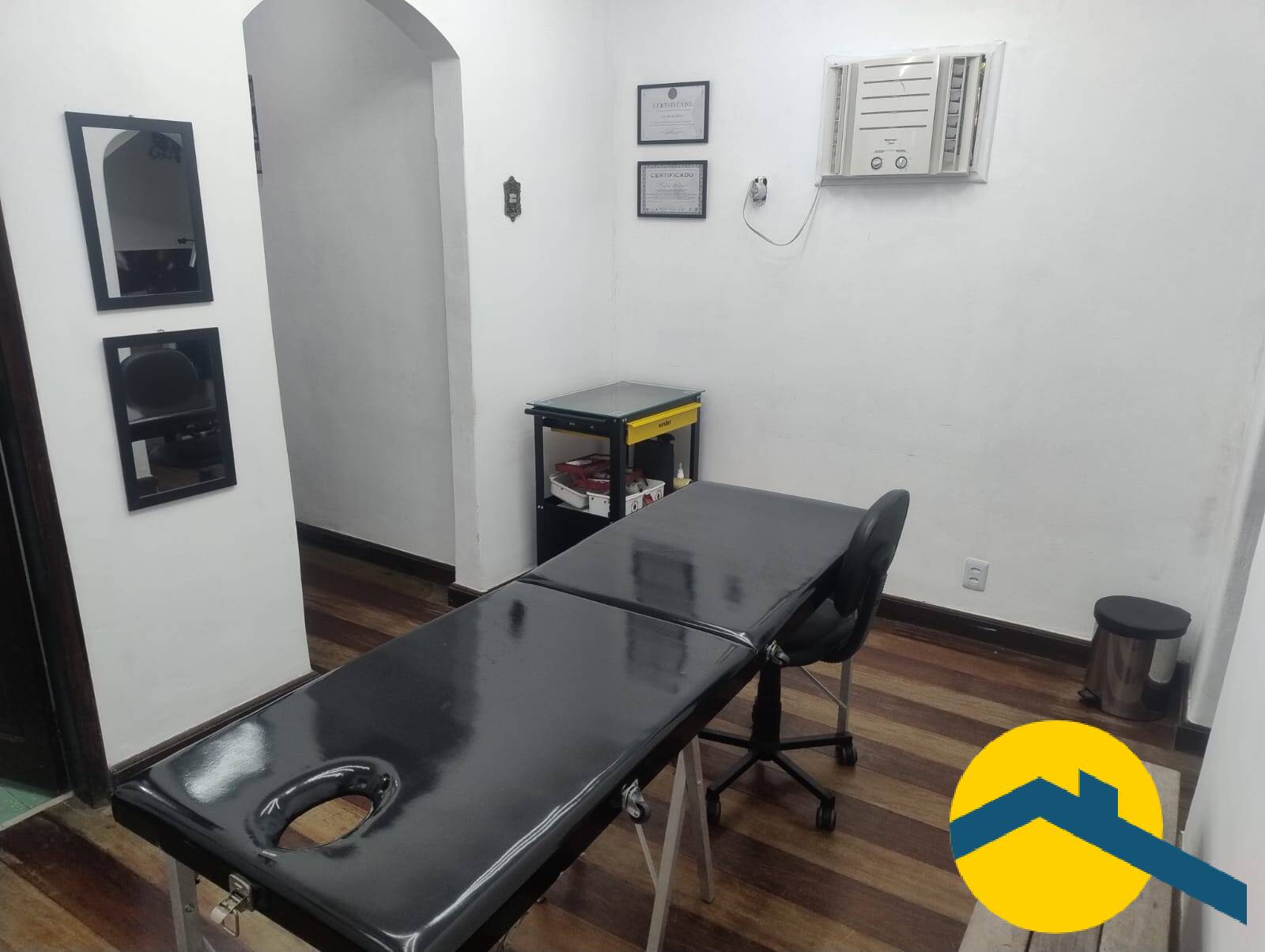 Casa, 6 quartos, 240 m² - Foto 19