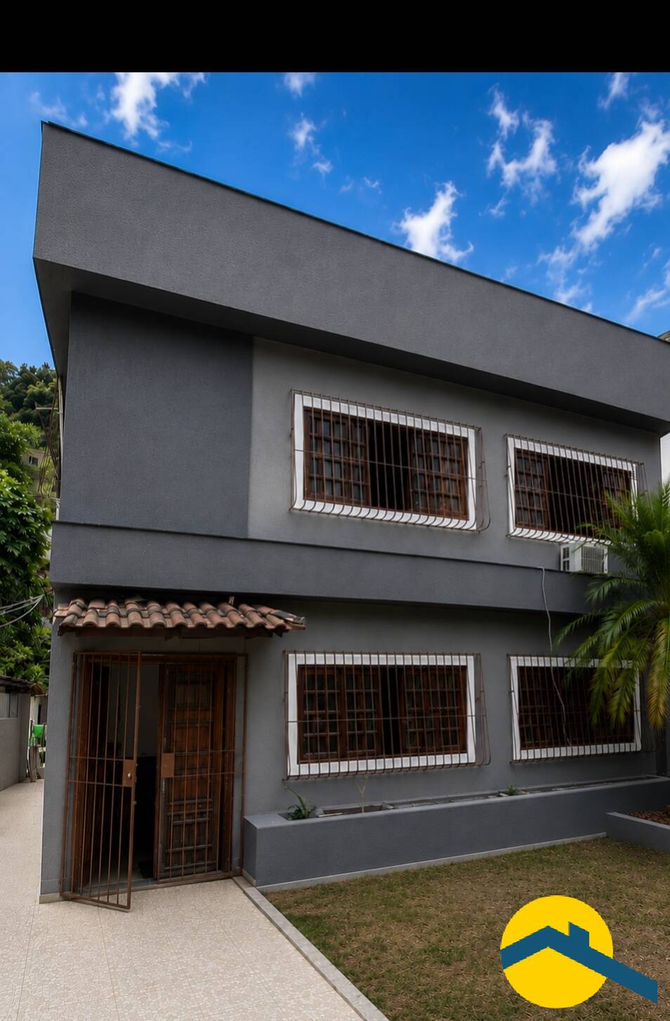 Casa duplex  vazia a venda em São Francisco - Niteroi - Rio de Janeiro