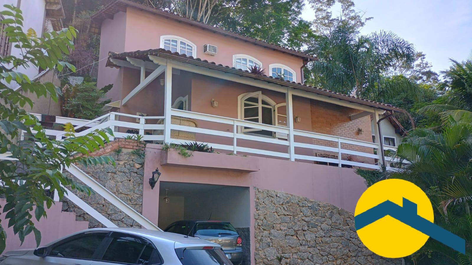 Casa duplex em condomínio à venda em Itaipu - Niterói- Rio de janeiro