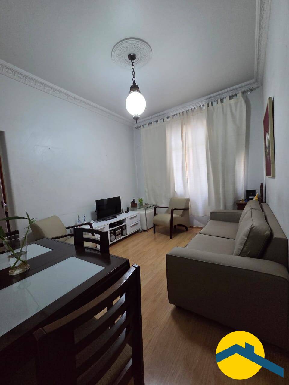 Apartamento de 2 quartos a venda no Bairro de Fátima- Niteroi - RJ
