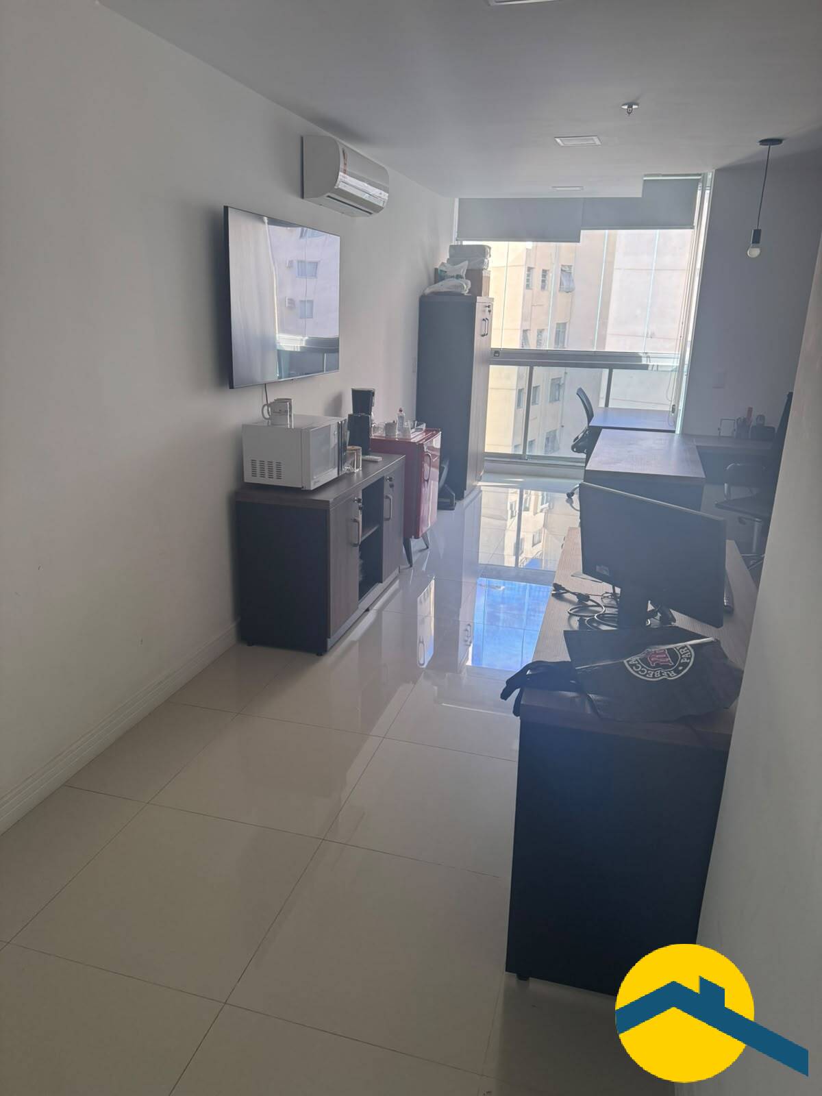 Sala comercial  vazia  a venda em Icaraí - Niterói - Rio de Janeiro